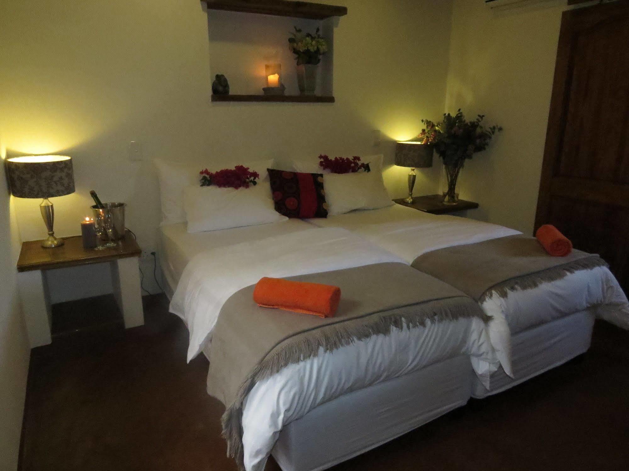 De Leeuwenhof Estate Hotel Парл Екстериор снимка